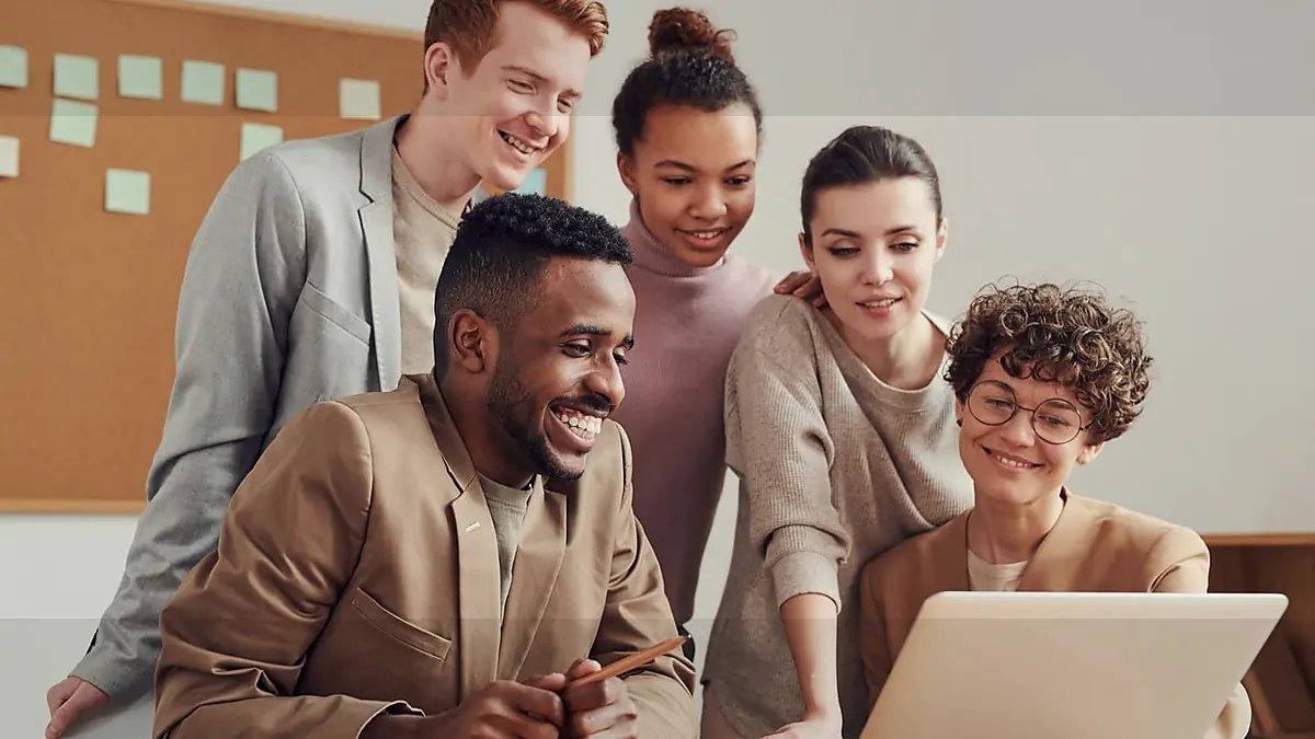 Sussidi e aiuti alla digitalizzazione IA per le PMI svizzere: guida 2026