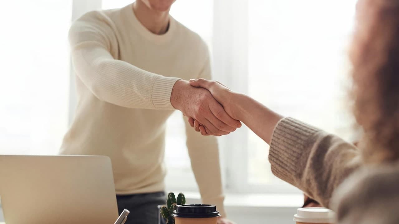 Agent IA HubSpot: automatiser vente et marketing en PME suisse