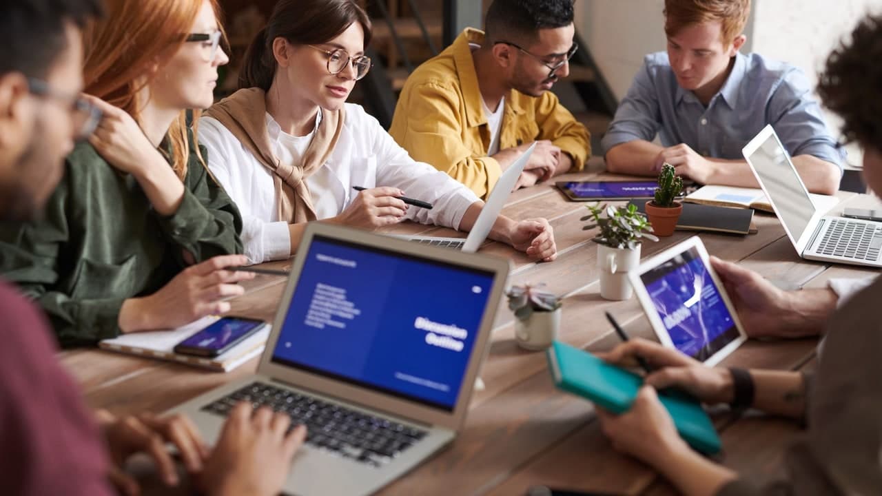 Optimisation SEO Suisse francophone avec l'IA